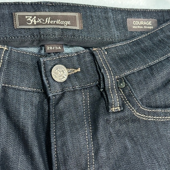 34 Heritage Darkwash Jeans Size 28x34 - Picture 3 of 10